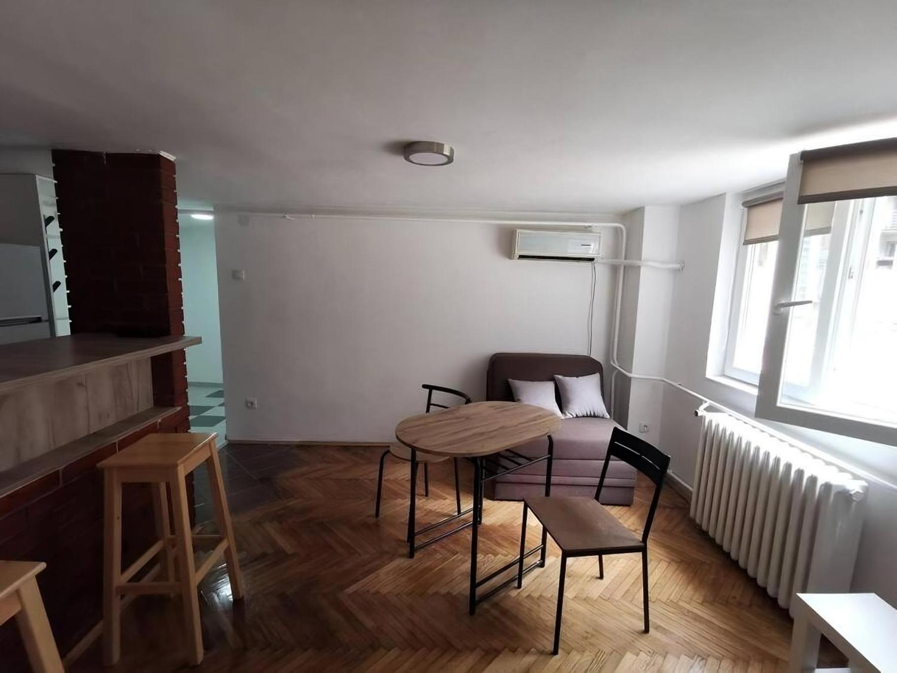 Nov Apartman U Mirnoj Ulici U Centru Beograda Exterior photo